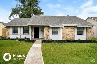 Building Photo - 1704 Panola Dr
