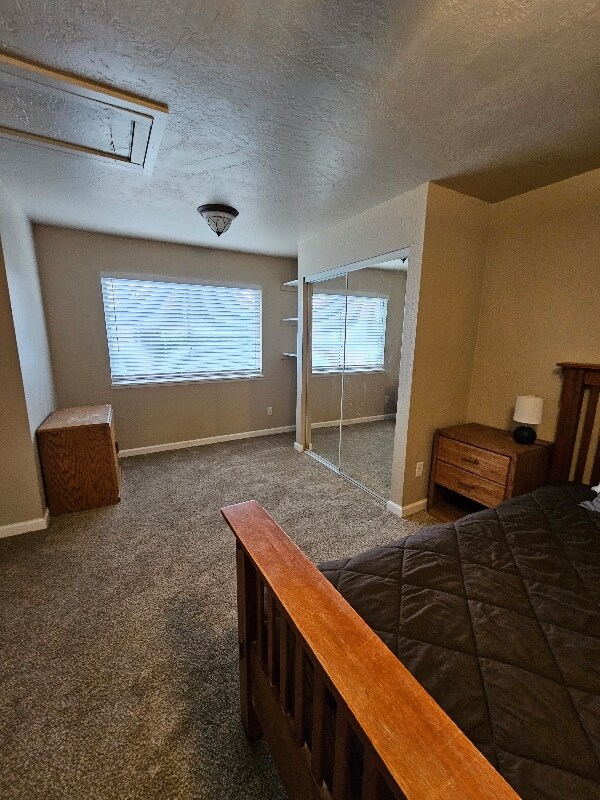 Foto del edificio - 590 Dee Ct