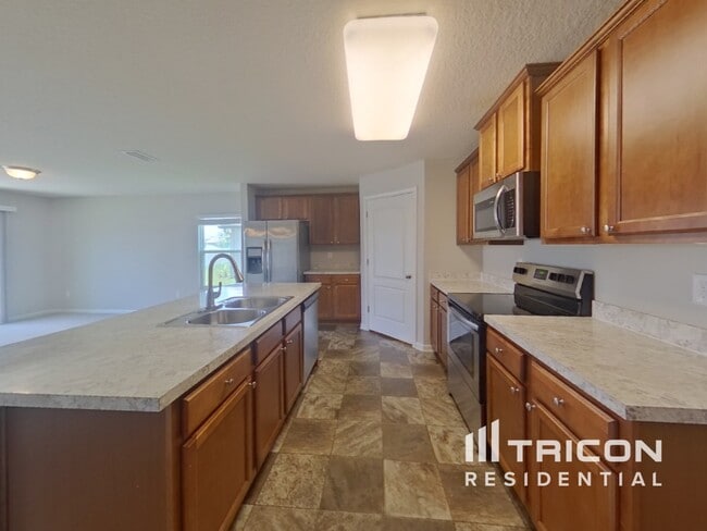 Foto del edificio - 2072 Pebble Point Dr