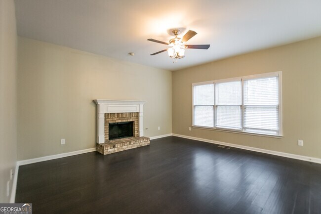 Foto del edificio - 2485 Worthington Dr