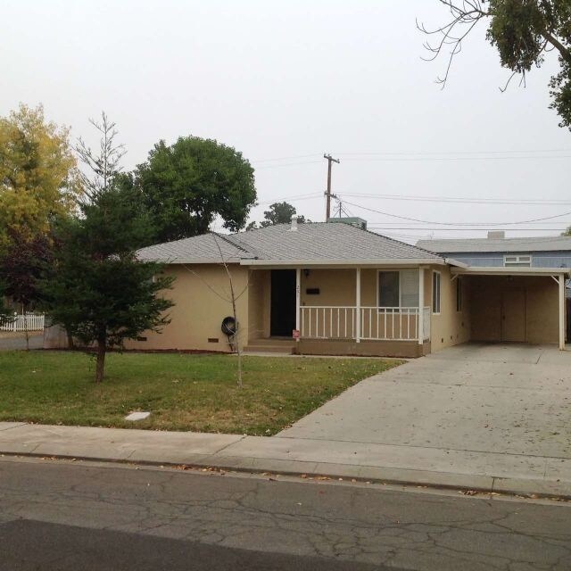 Building Photo - 201 Kavanagh Ave