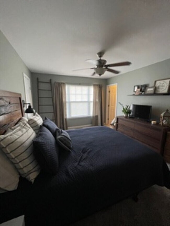 Building Photo - The Nations!