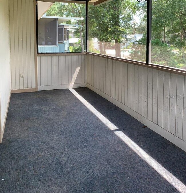 Building Photo - 605 SW 75th St