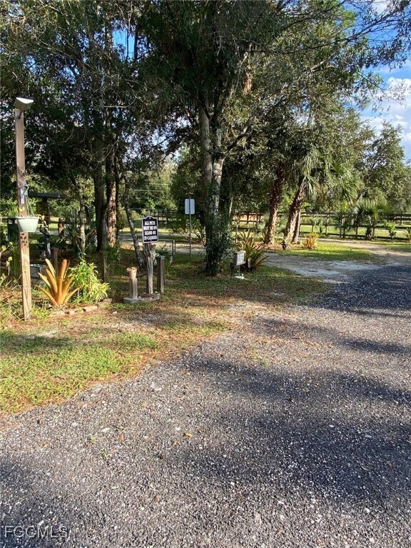 Foto del edificio - 430 S Lindero St