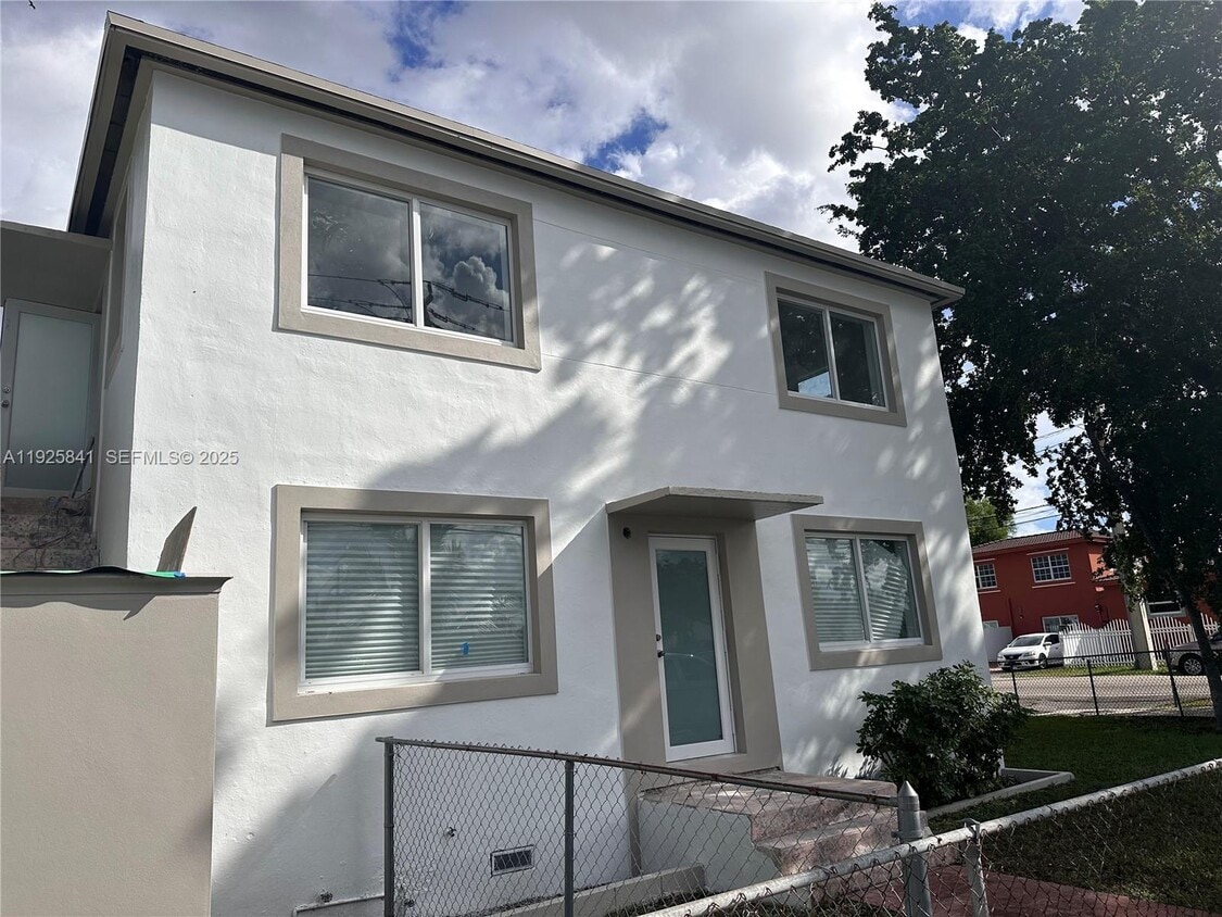 Foto del edificio - 1701 NW 34th Ave