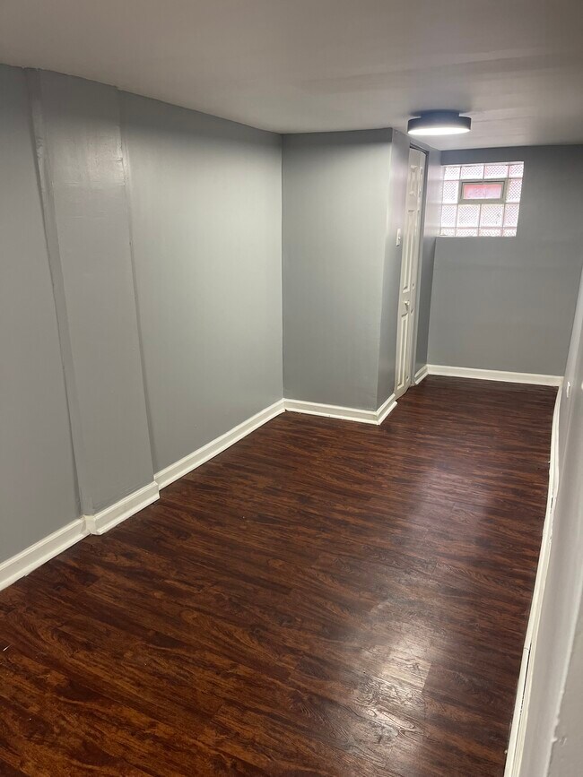 Foto del edificio - 7630 S Emerald Ave