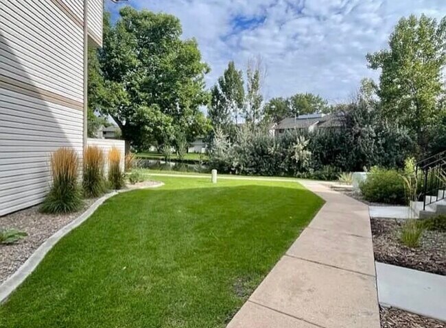 Foto del edificio - 1705 Heatheridge Rd