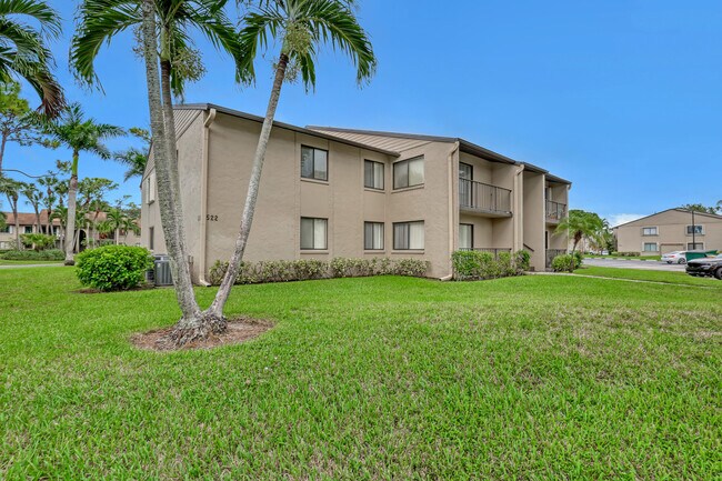 Foto del edificio - 522 Shady Pine Way