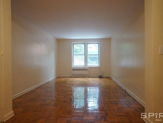 Foto del edificio - 270 Lenox Rd