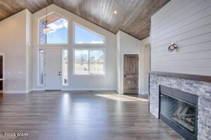 Building Photo - 1221 N Bison Golf Ct