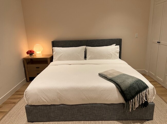 3BR, 3BA - 1,500SF - Bedroom - Plymouth Apartments