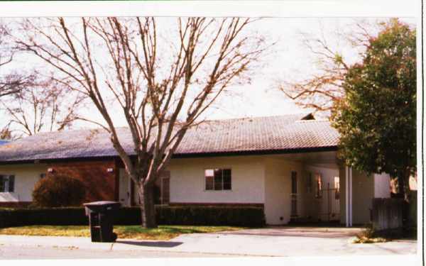 Foto del edificio - 127-129 Santa Barbara Ave