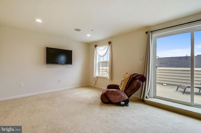 Foto del edificio - 5428 Stream Bank Ln