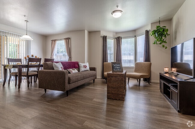 2 BR, 2 BA - 1025 SF - The Enclave Apartments