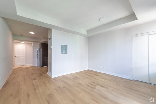 BACHELOR - 427SF - Living Room - 220 Redpath Ave