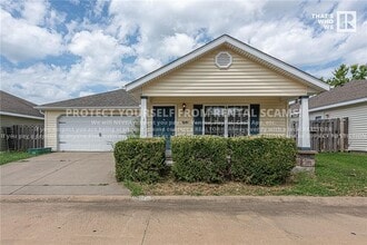Building Photo - 1155 S Craftsman St