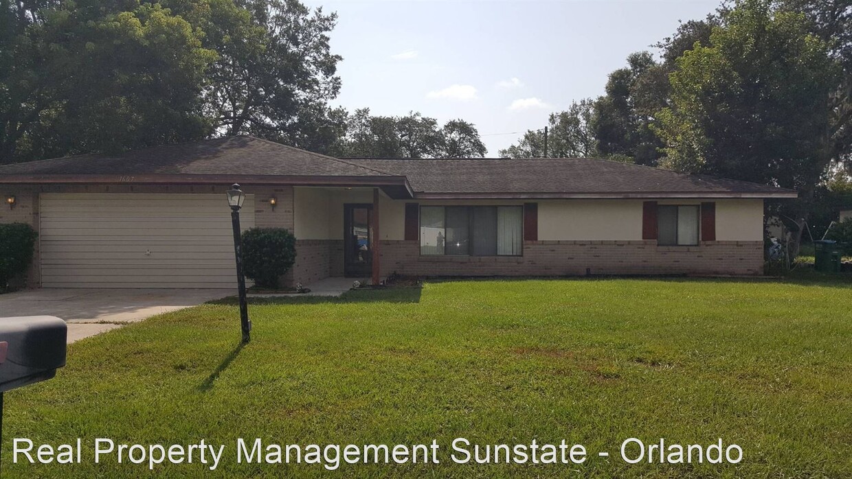 Primary Photo - 3 br, 2 bath House - 1607 Urbana Ave.