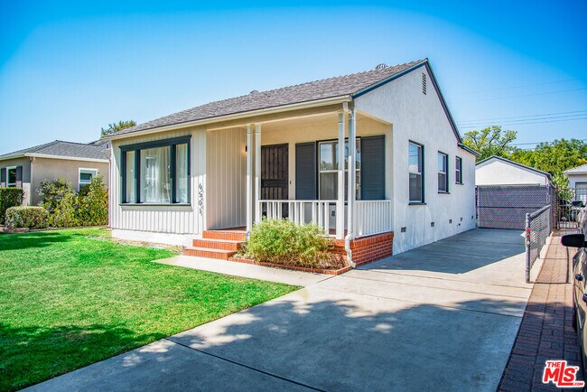 Foto del edificio - 6501 Yarmouth Ave