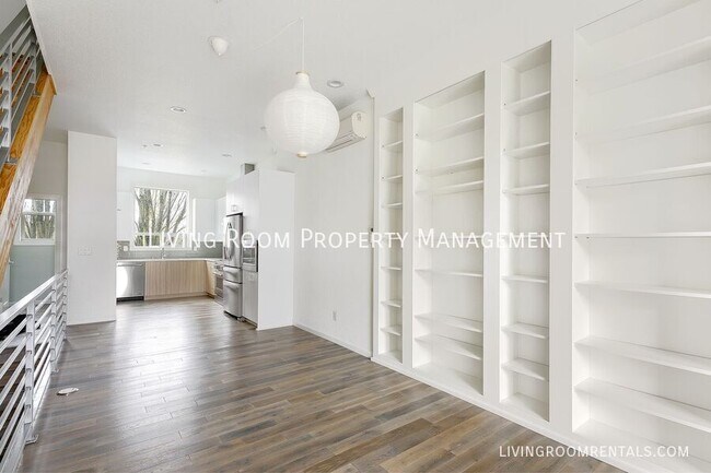 Foto del edificio - 314 N Ivy St