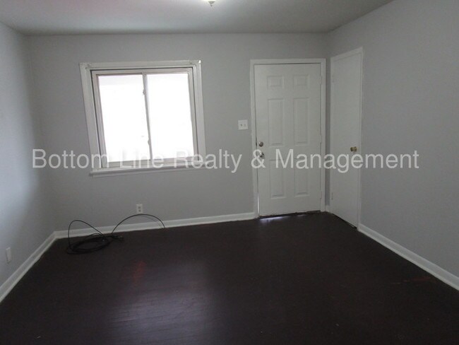 Foto del edificio - 23 Alice Ave