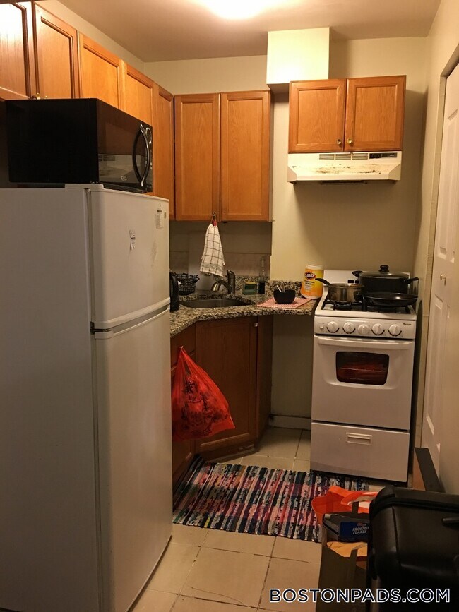 Foto del edificio - 171 Hemenway St