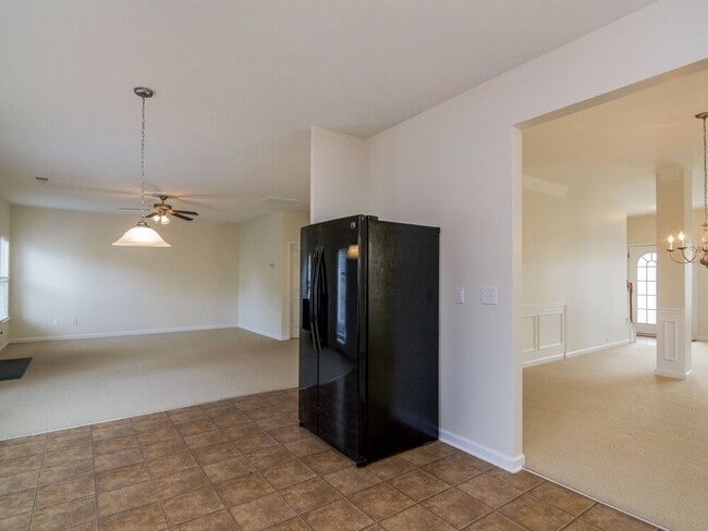 Building Photo - 4215 Pointe Vecchio Cir