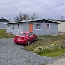 Building Photo - 103 E 3rd St