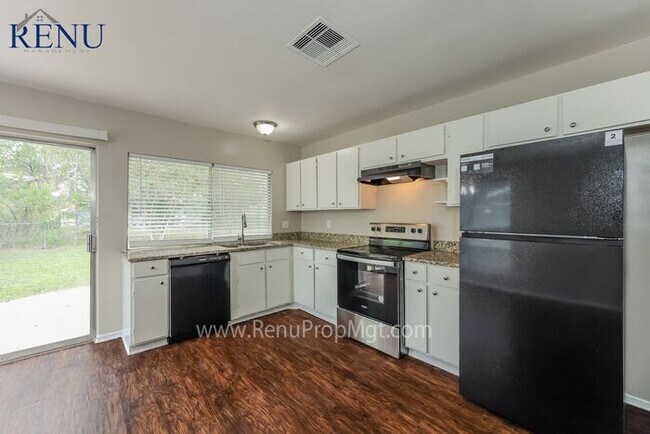 Foto del edificio - 7123 Glen Trail