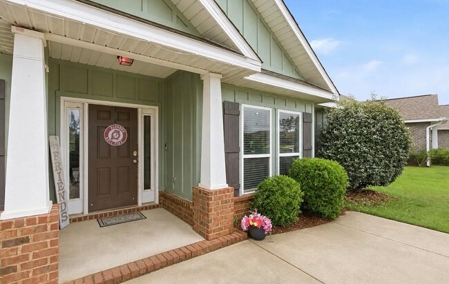 Building Photo - 12561 Waxwing Ave
