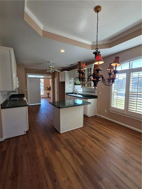 Foto del edificio - 2590 Harbin Springs Cove