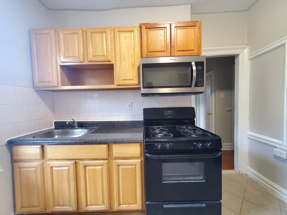 93 Fairview Ave C1 - 90 Fairview Ave