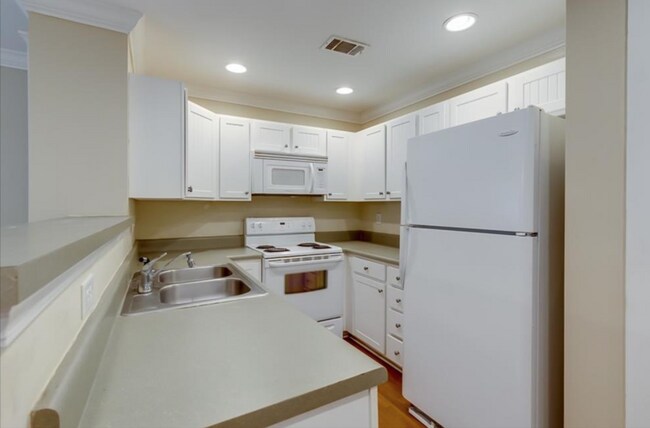 Foto del edificio - 3 Bedroom Townhome Woodlands of Clemson