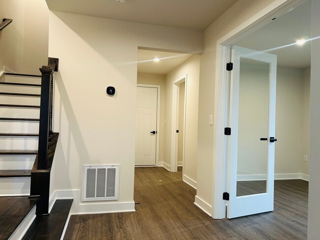 Foto del edificio - New Construction • 4 BR • 2 Full / 2 Half BA • End Unit Townhome in Village Town – Fayetteville’s...