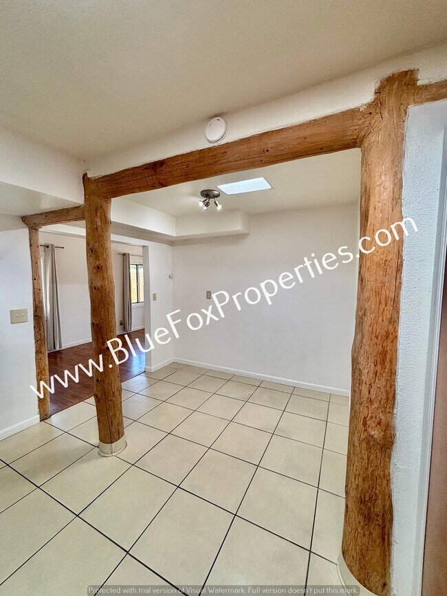 Foto del edificio - 2819 E 20th St