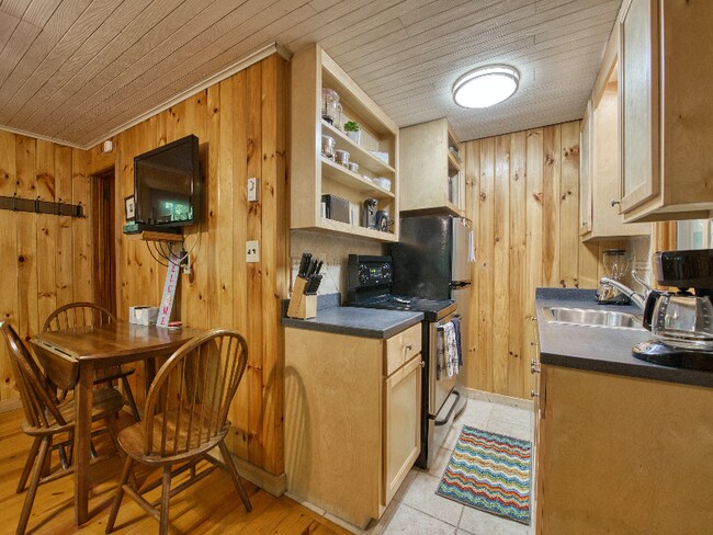 Foto del edificio - 18 Viola Lp