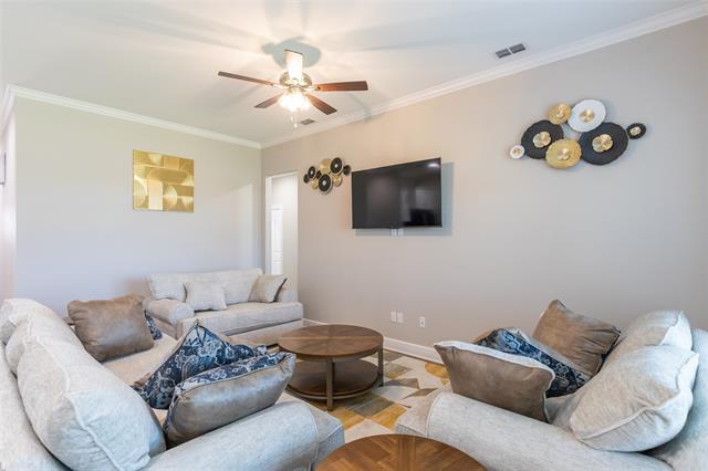 Foto del edificio - 7645 Wildflower Wy