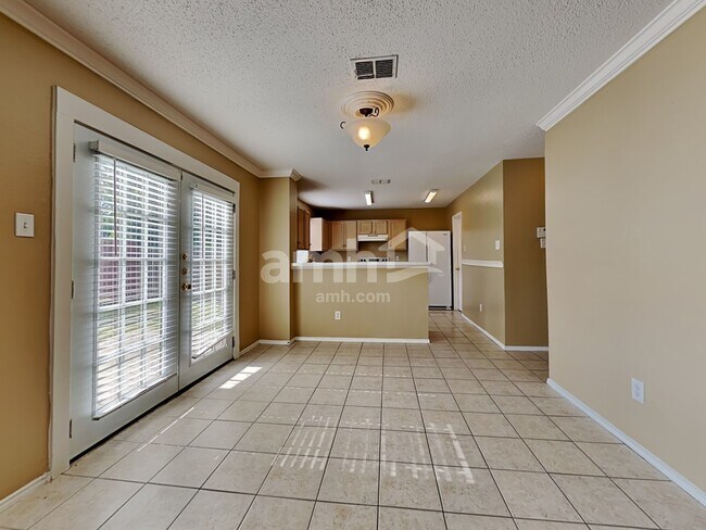 Foto del edificio - 1309 Greenleaf Ct