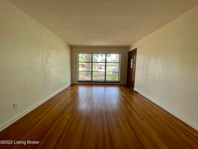 Building Photo - 2320 Coyle Dr