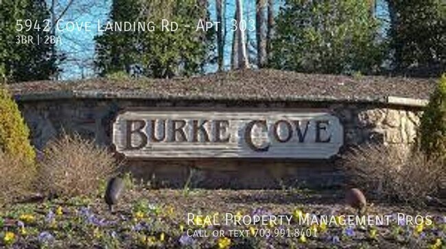 Building Photo - ***COMING SOON***   Massive 3 bed/ 2 bath ...