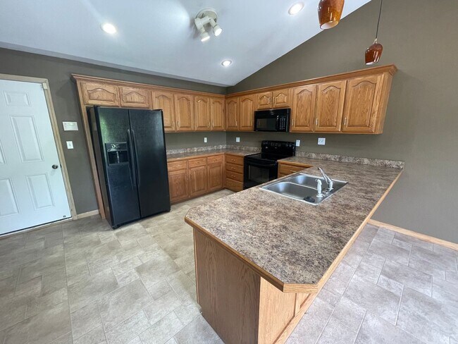 Foto del edificio - 21530 Horizonway Ln