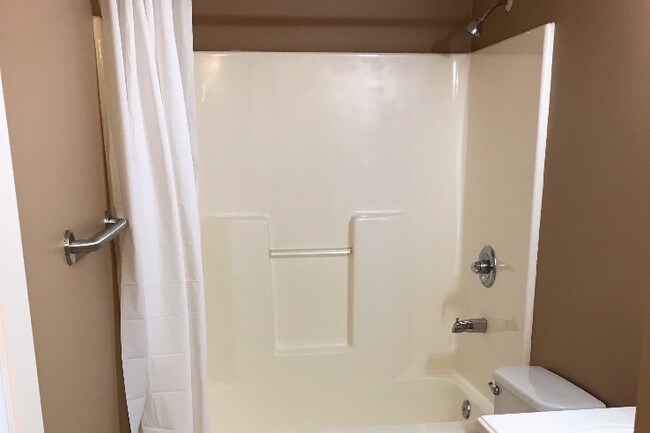 bathroom - 231 Highland Blvd