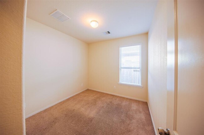 Building Photo - 12117 City Trek Ln