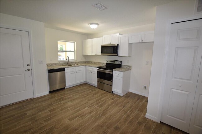 Foto del edificio - 2318 W Cannon Terrace NW