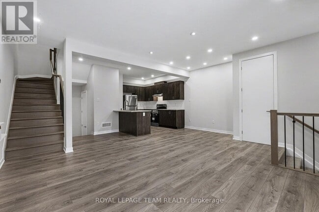 Building Photo - 334 Catsfoot Walk