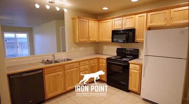 Foto del edificio - 3bed/2bath house in Nampa w/2 car garage, ...