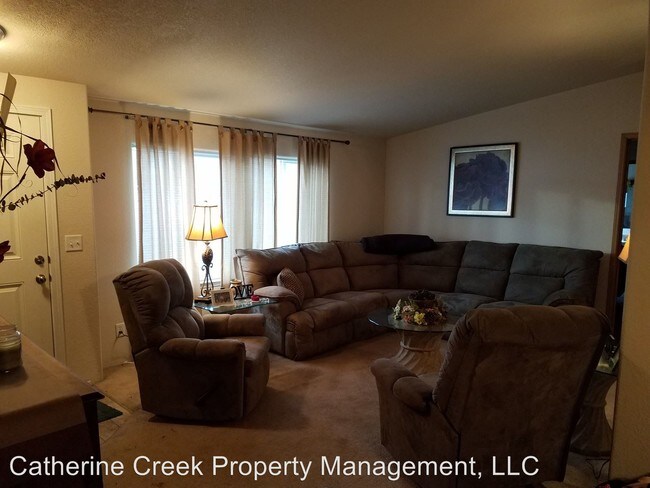 Foto del edificio - 3 br, 2 bath House - 1805 Russell Avenue