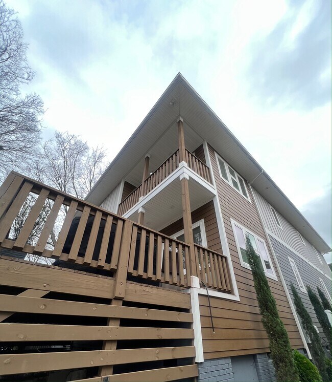 Foto del edificio - 1215 Seigle Ave