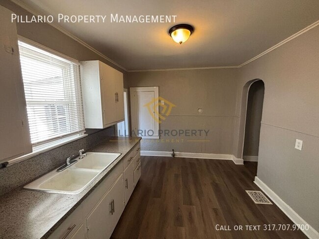 Foto del edificio - 711 W 22nd St