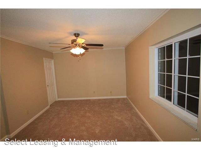 Building Photo - 138 Carmel Woods Dr