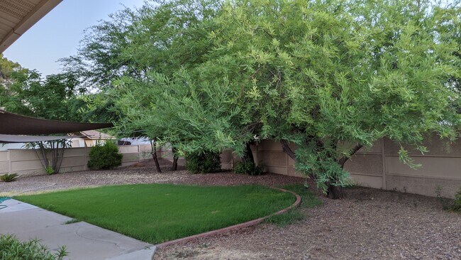 Foto del edificio - 4344 W Sandra Cir